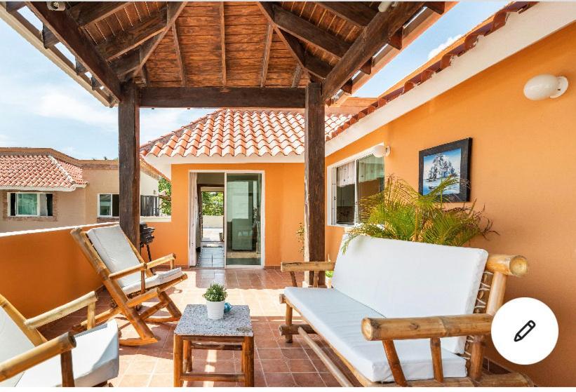 Hostal Las Rosas De פונטה קאנה מראה חיצוני תמונה