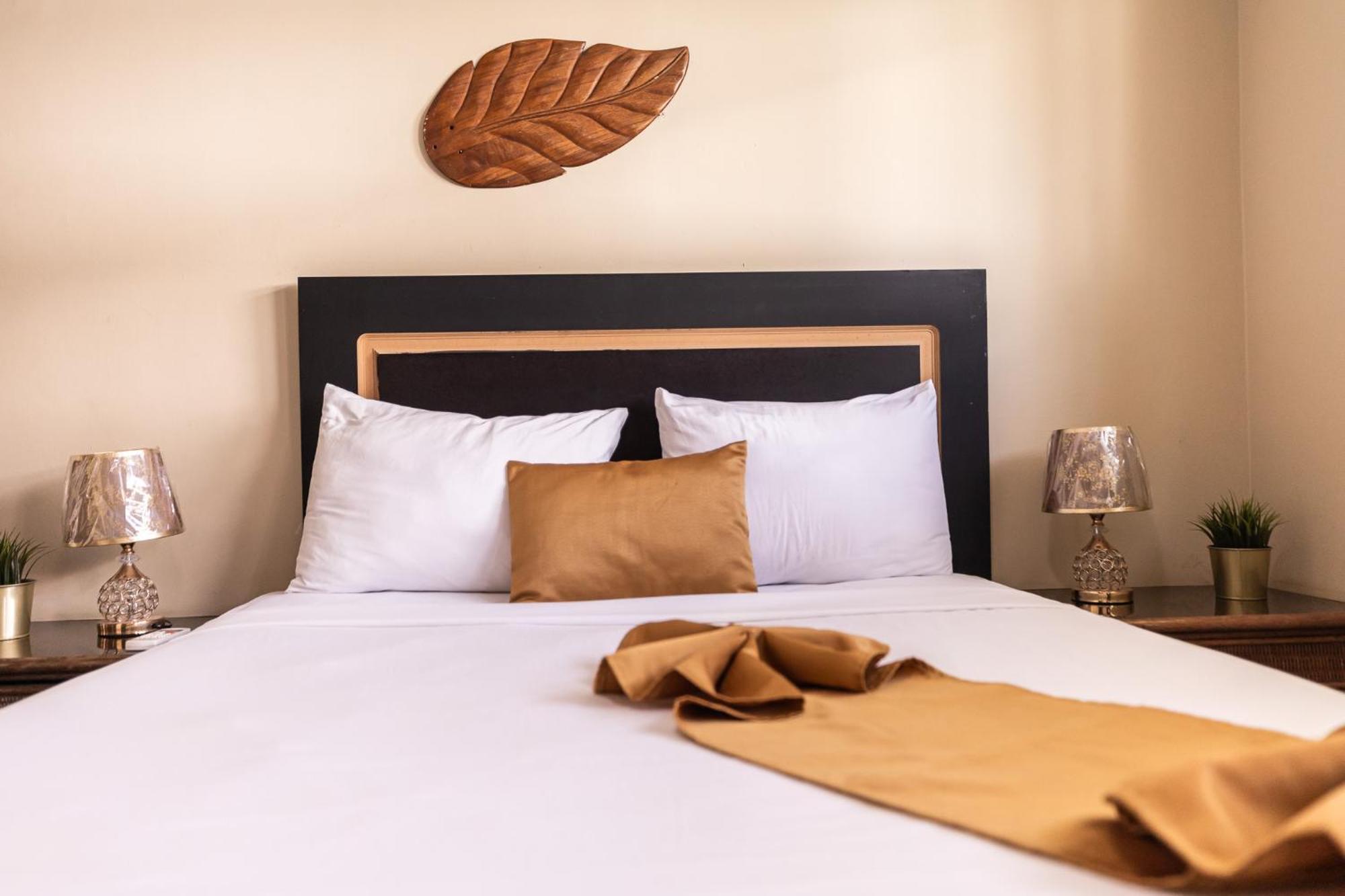 Hostal Las Rosas De פונטה קאנה מראה חיצוני תמונה